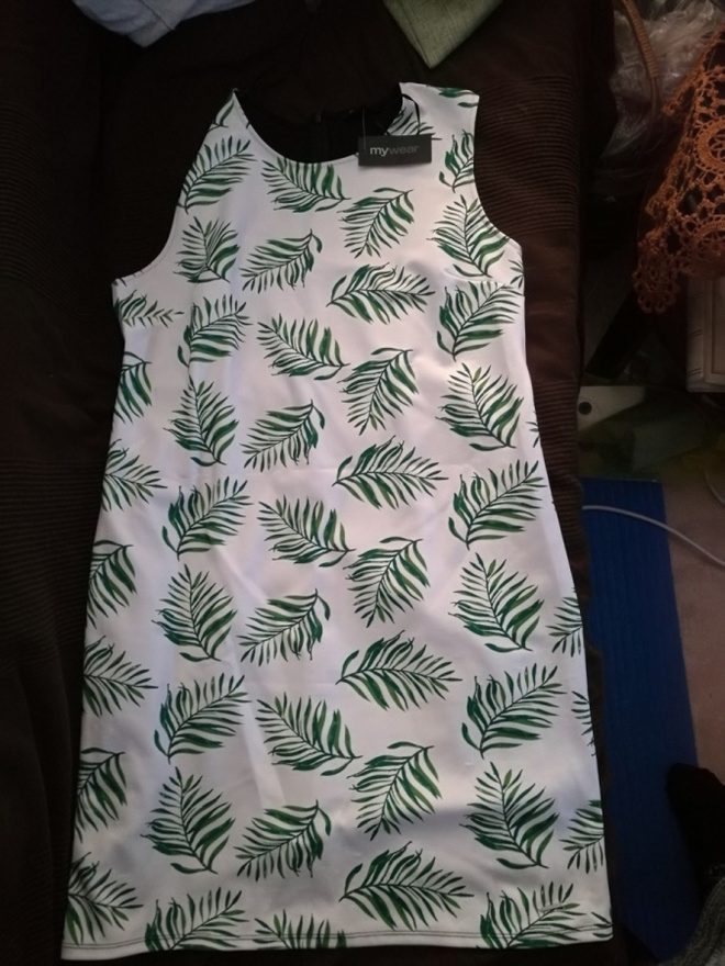 Mywear - kotelomekko valko - vihreä- musta XL( 44)