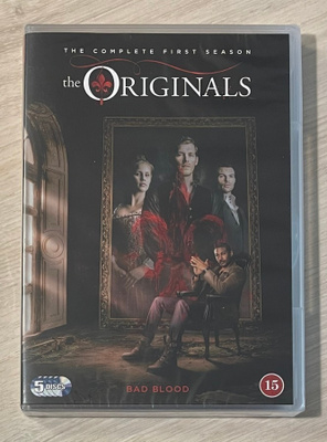 Vampyyrien sukua: Kausi 1 (2013-2014) 5DVD (UUSI)