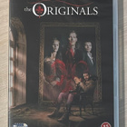 Vampyyrien sukua: Kausi 1 (2013-2014) 5DVD (UUSI) - pikkukuva 1