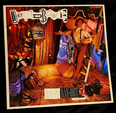 David Bowie : 12" Day in day out ('87)