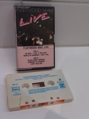 FLEETWOOD  MAC ,  LIVE