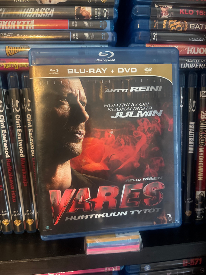 Vares: huhtikuun tytöt (2010) Antti Reini
