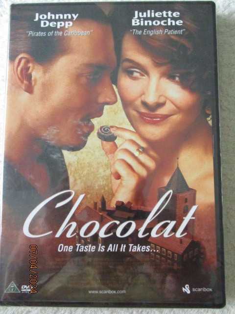 CHOCOLAT - PIENI SUKLAAPUOTI (uusi DVD)