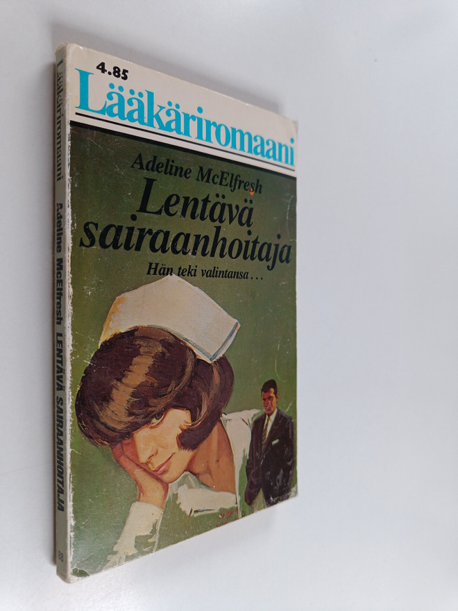 Adeline McElfresh : Lentävä sairaanhoitaja