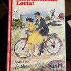 Merri Vik Kesä mielessä, Lotta! (karisto 1.sid.p. 1988) - pikkukuva 1