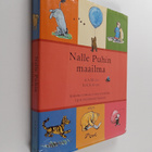 A. A. Milne : Nalle Puhin maailma : kokoelma tarinoita, r... - pikkukuva 1
