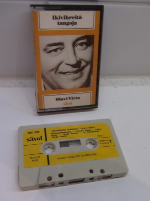OLAVI VIRTA ,IKIVIHREITÄ TANGOJA