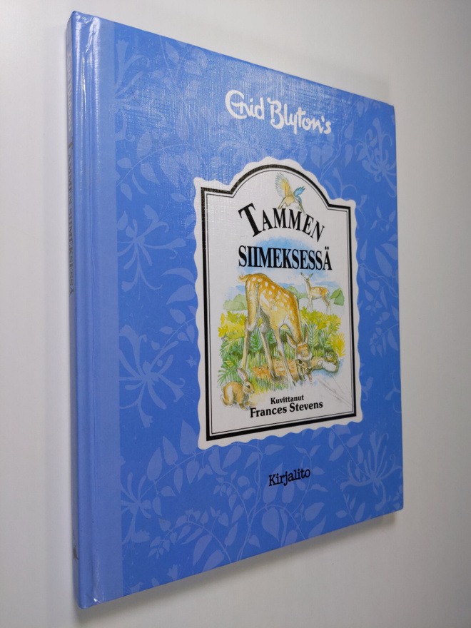 Enid Blyton : Tammen siimeksessä