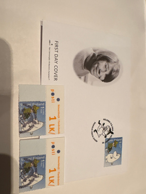 Muumi Ensipäiväkuori ja 2 muumimerkkiä
