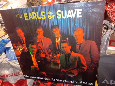 LP EARLS OF SUAVE ( SIS POSTIKULU )
