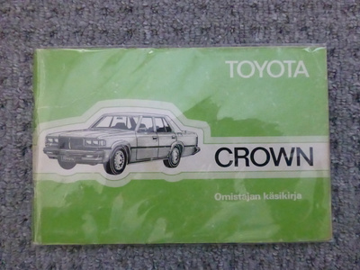 Toyota Crown omistajan käsikirja