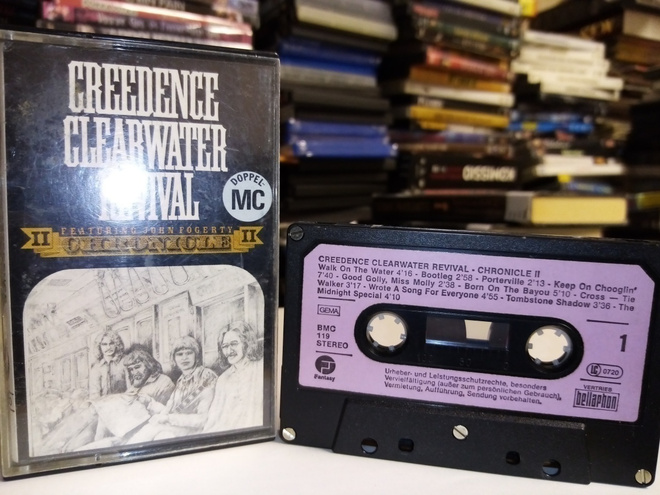 C-KASETTI CREEDENCE CLEARWATER REVIVAL CHRONICLE II