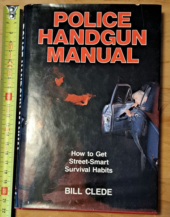 POLICE HANDGUN MANUAL