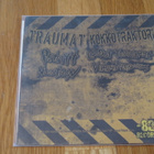 Traumat / Kökkötraktori – Elävänä Koomassa 7" - pikkukuva 2
