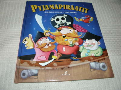 Crowe - Knight Pyjamapiraatit