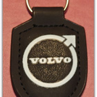 Pieni nahkainen musta Volvo avaimenperä #31511 - pikkukuva 1