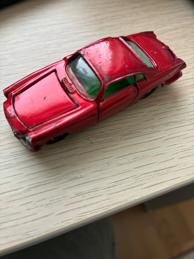 Volvo P1800 LoneStar Impy vanha pikkuauto n 1/64