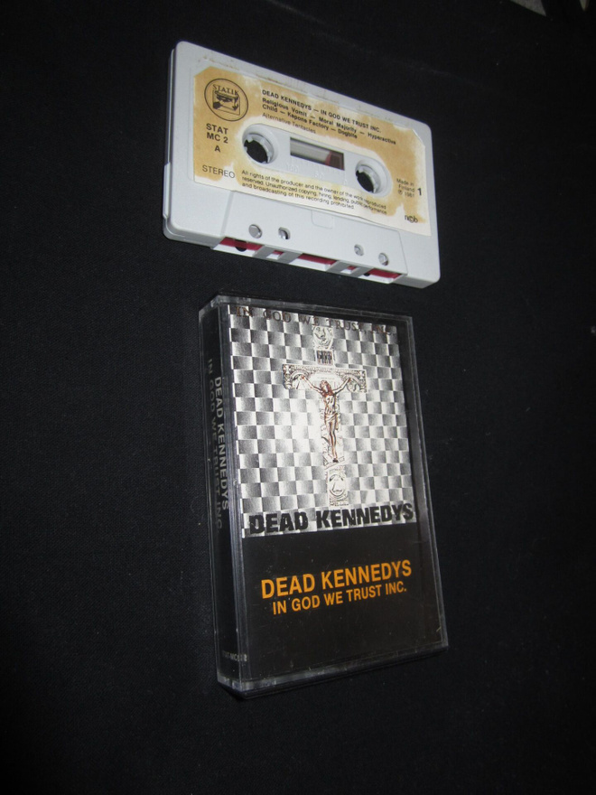 Dead Kennedys – In God We Trust, Inc.- C-KASETTI v 1981