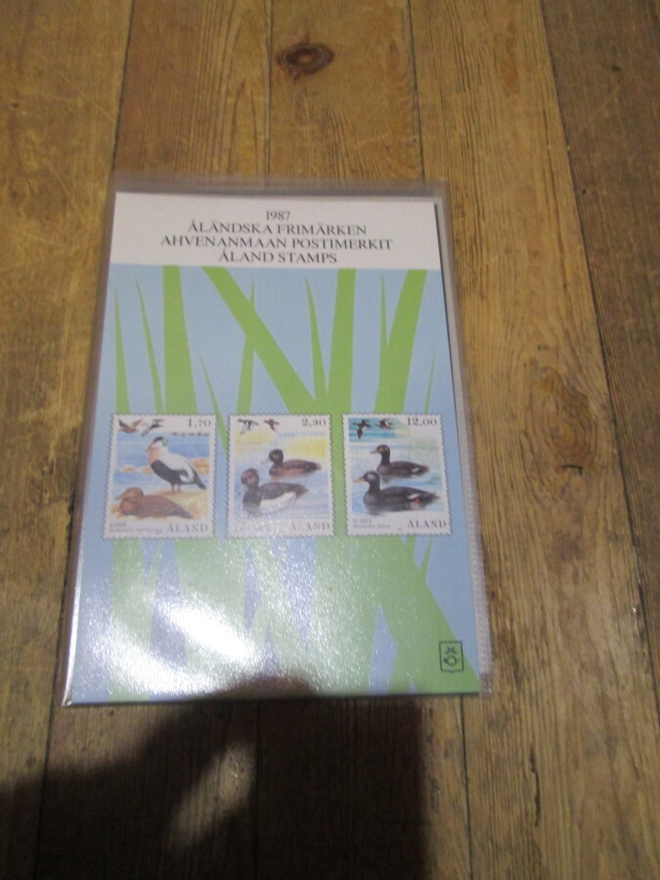 AHVENANMAA VUOSILAJITELMA 1987  postituore