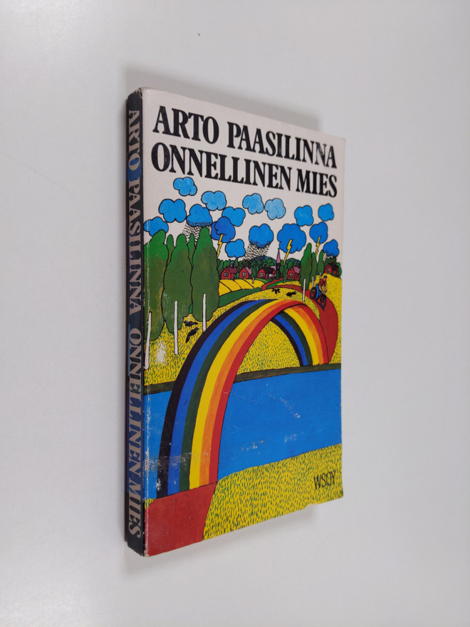 Arto Paasilinna : Onnellinen mies