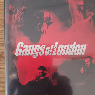 Gangs of London PSP - UUSI, muoveiissaan