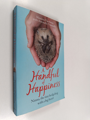 Massimo Vacchetta ym. : A Handful of Happiness : Ninna, t...