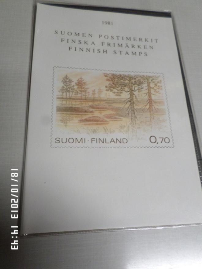 Suomen Postimerkit   1981  Kansio  leimaamattomin merkein ,