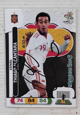 Thiago Alcantara Espanja signed