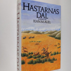Jean M. Auel : Hästarnas dal - pikkukuva 1