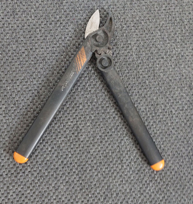 Fiskars voimasakset