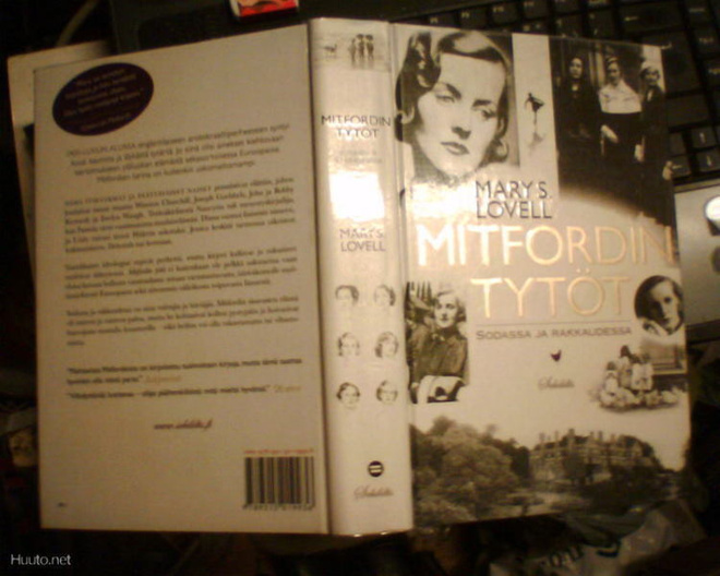 Mary S.  Lovell  MITFORDIN TYTÖT ( 1 p. 2010 ) Sis.pk:t