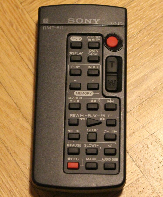 Kaukosäädin, Sony RMT-811 Sony Camcorder