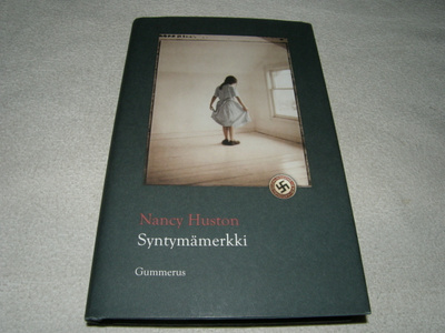 Nancy Huston Syntymämerkki -sid