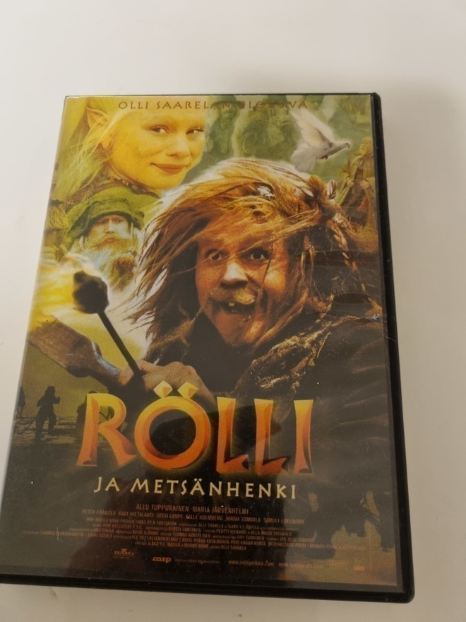 RÖLLI JA METSÄNHENKI DVD