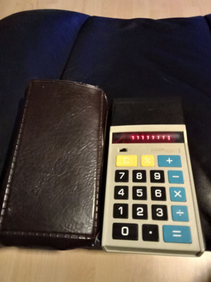 Elektronika B3-23 Taskulaskin