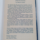 Maurice Dobb : An Essay on Economic Growth and Planning - pikkukuva 2