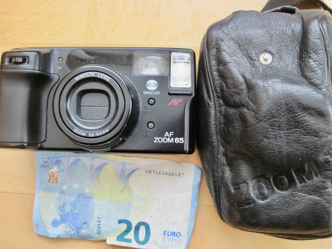 VANHA Kamera Minolta AF Zoom 65 SIISTI