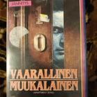 Vaarallinen muukalainen - Apartment zero (1988) VHS - pikkukuva 1