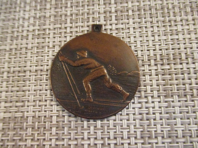 Vanha hiihtomitali 1929