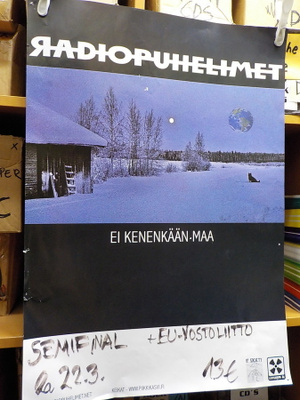 RADIOPUHELIMET KEIKKAJULISTE (W)