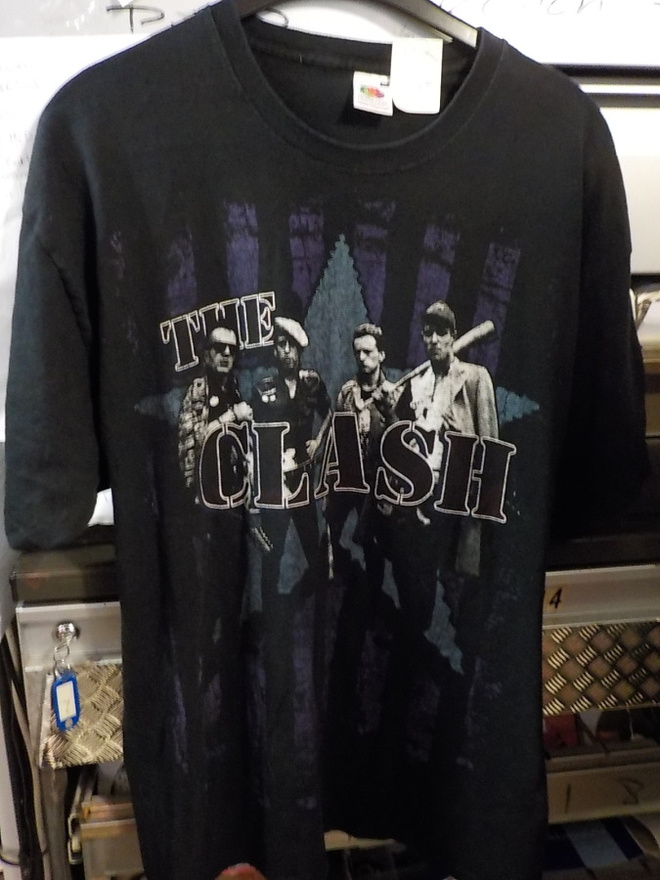THE CLASH T-PAITA KOKO XL