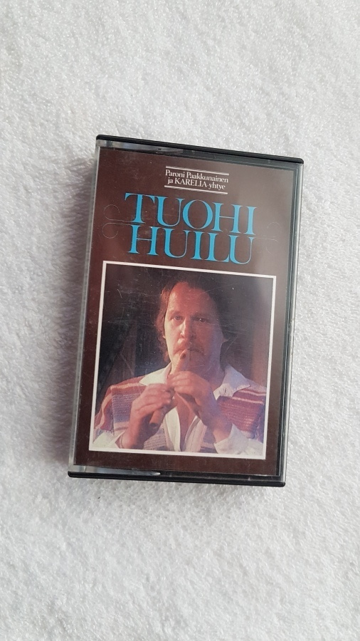 PARONI PAAKKUNAINEN ja KARELIA- yhtye: Tuohihuilu C- Kasetti