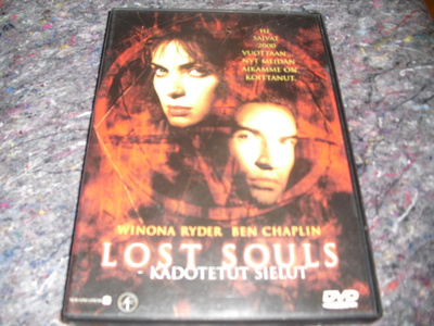LOST SOULS (Winona Ryder)***