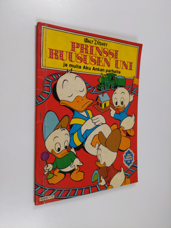 Walt Disney : Prinssi Ruususen uni  ja muita Aku Ankan pa...