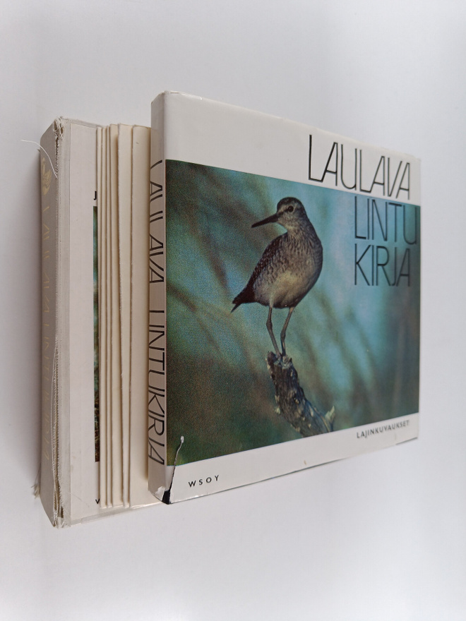 Juhani (toim.) Paatela : Laulava lintukirja : lintujen ää...