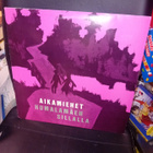 LP AIKAMIEHET HUMALAMÄEN SILLALLA ( SIS POSTIKULU ) - pikkukuva 1