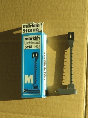 Märklin 5113 irroituskiskon valomasto