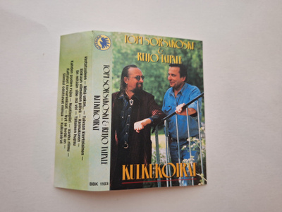 Kansipaperit Kulkukoirat c-kasettiin