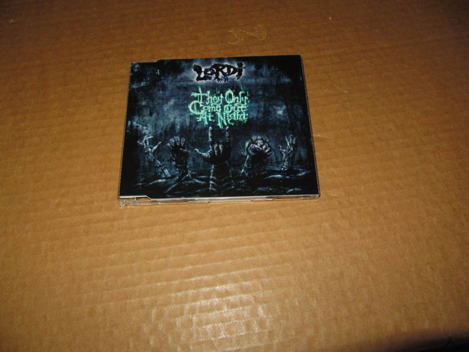 Lordi CDS They Only Come Out At Night+1 v.2007 UUSI!