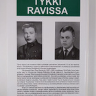 Esko Saraluoto : Tykki ravissa : stadin kundina tykistösu... - pikkukuva 2